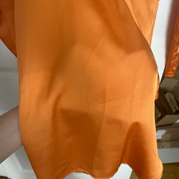 2/20$ PrettyLittleThing dress - Picture 3 of 3